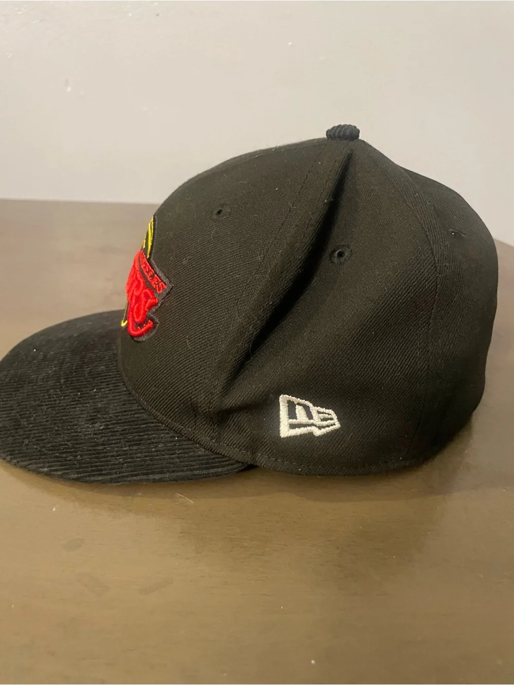Men Black Lakers Hat